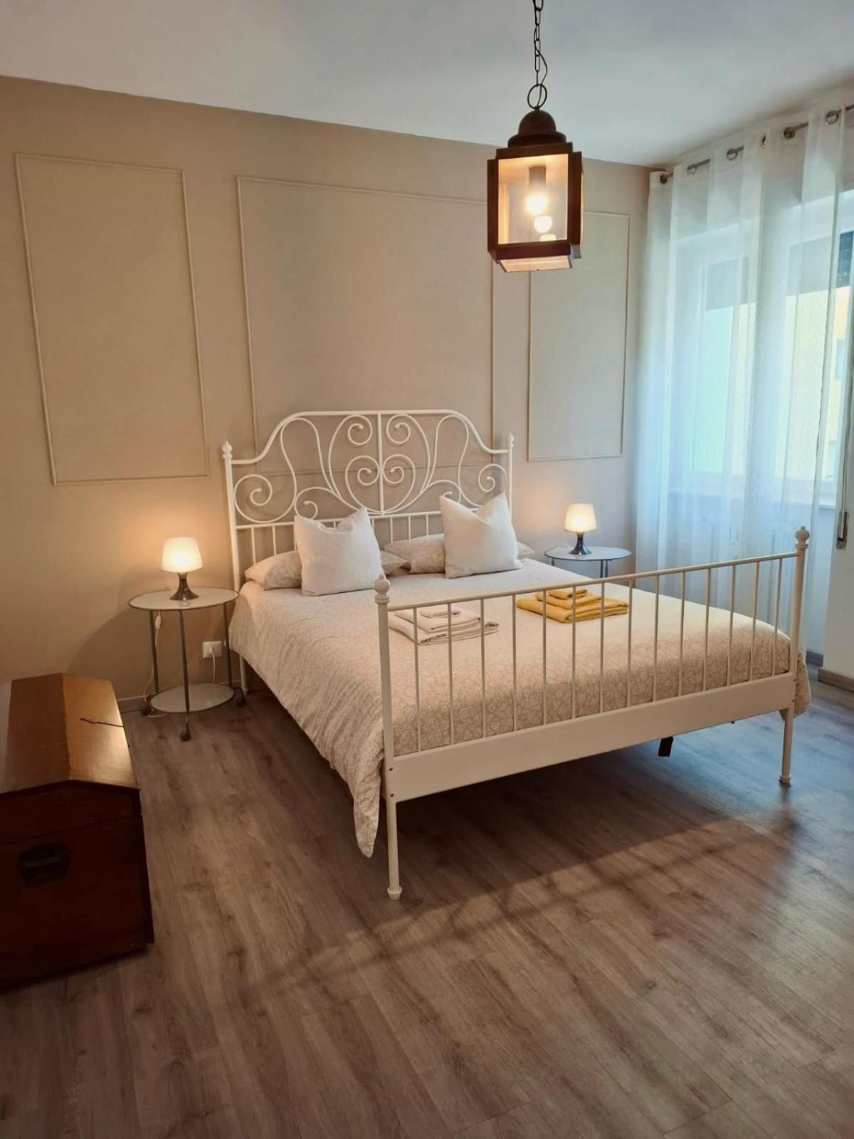 Santo Stefano Apartment Леко Екстериор снимка